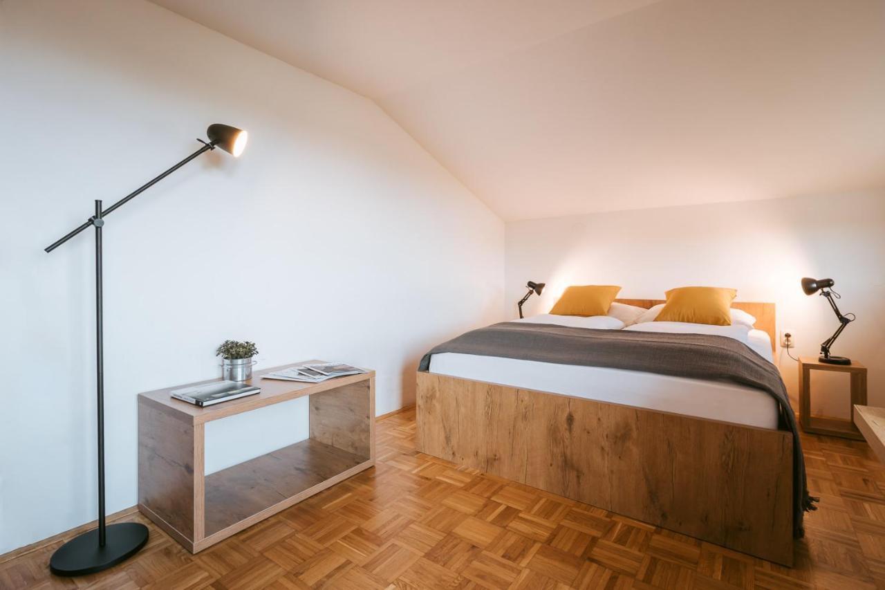 Pri Karlu Rooms & More มาริบอร์ ภายนอก รูปภาพ