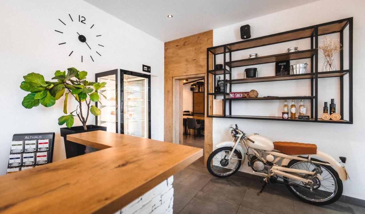 Pri Karlu Rooms & More มาริบอร์ ภายนอก รูปภาพ