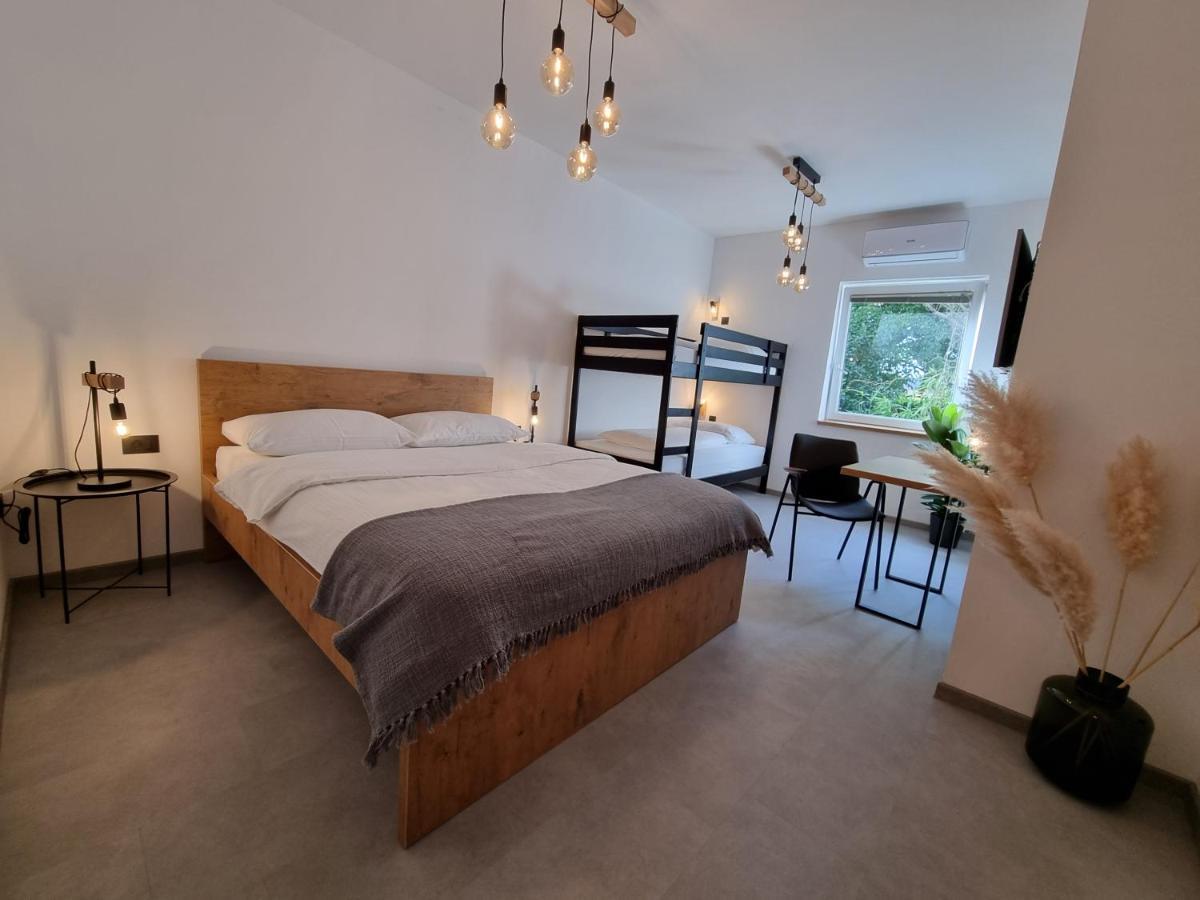 Pri Karlu Rooms & More มาริบอร์ ภายนอก รูปภาพ