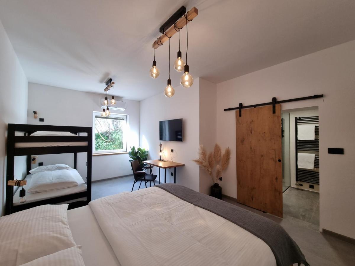 Pri Karlu Rooms & More มาริบอร์ ภายนอก รูปภาพ