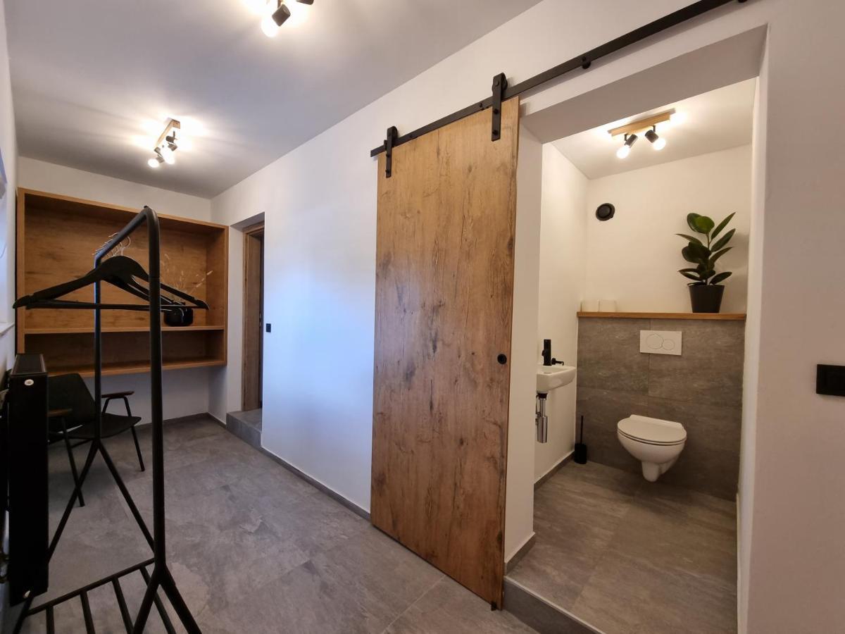 Pri Karlu Rooms & More มาริบอร์ ภายนอก รูปภาพ