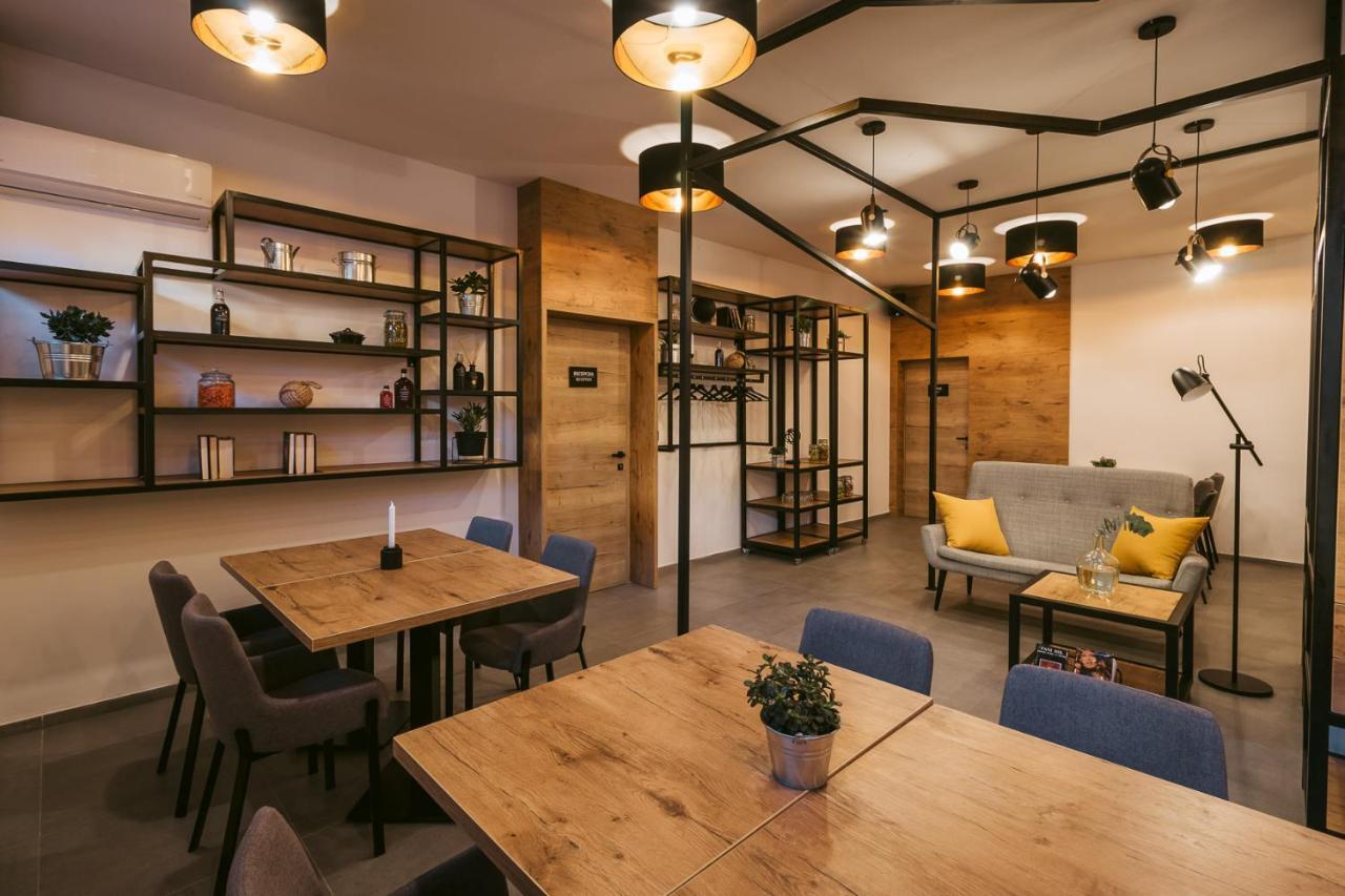 Pri Karlu Rooms & More มาริบอร์ ภายนอก รูปภาพ